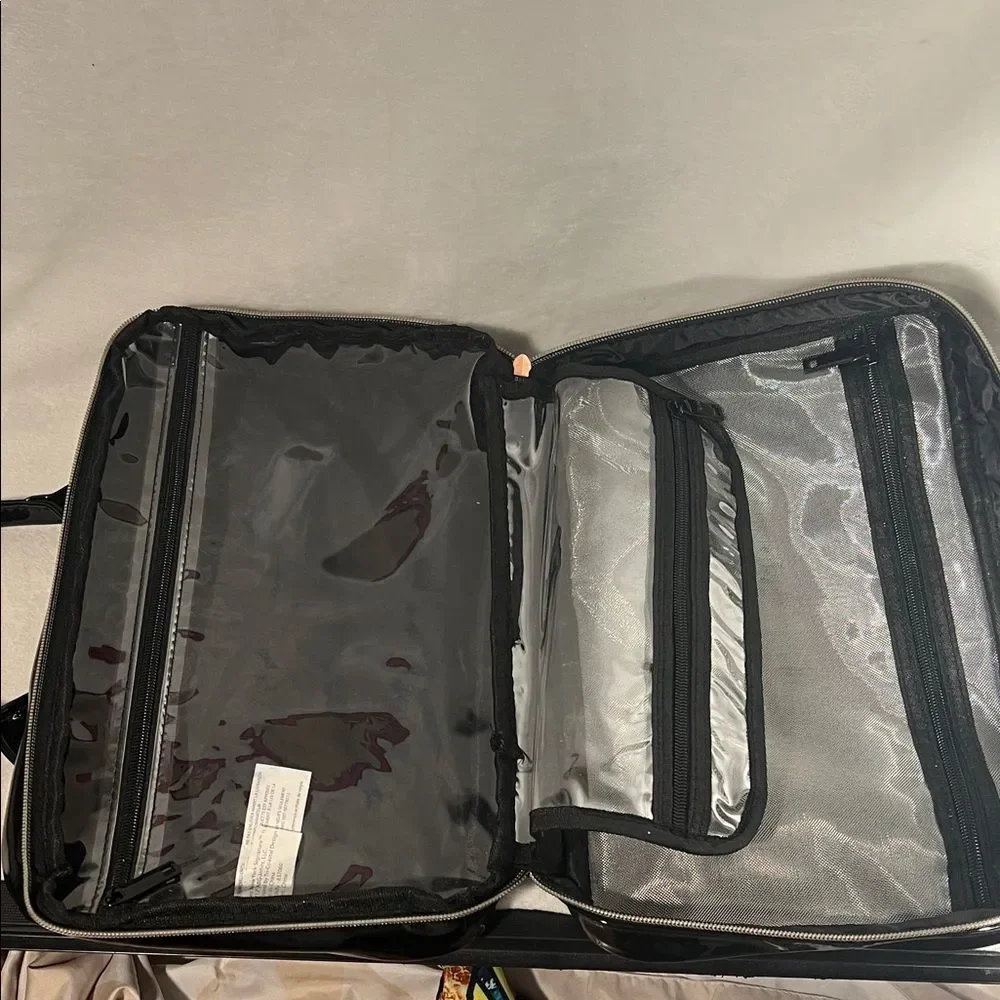 Jones New York Black Faux Patent Cosmetic Travel Bag